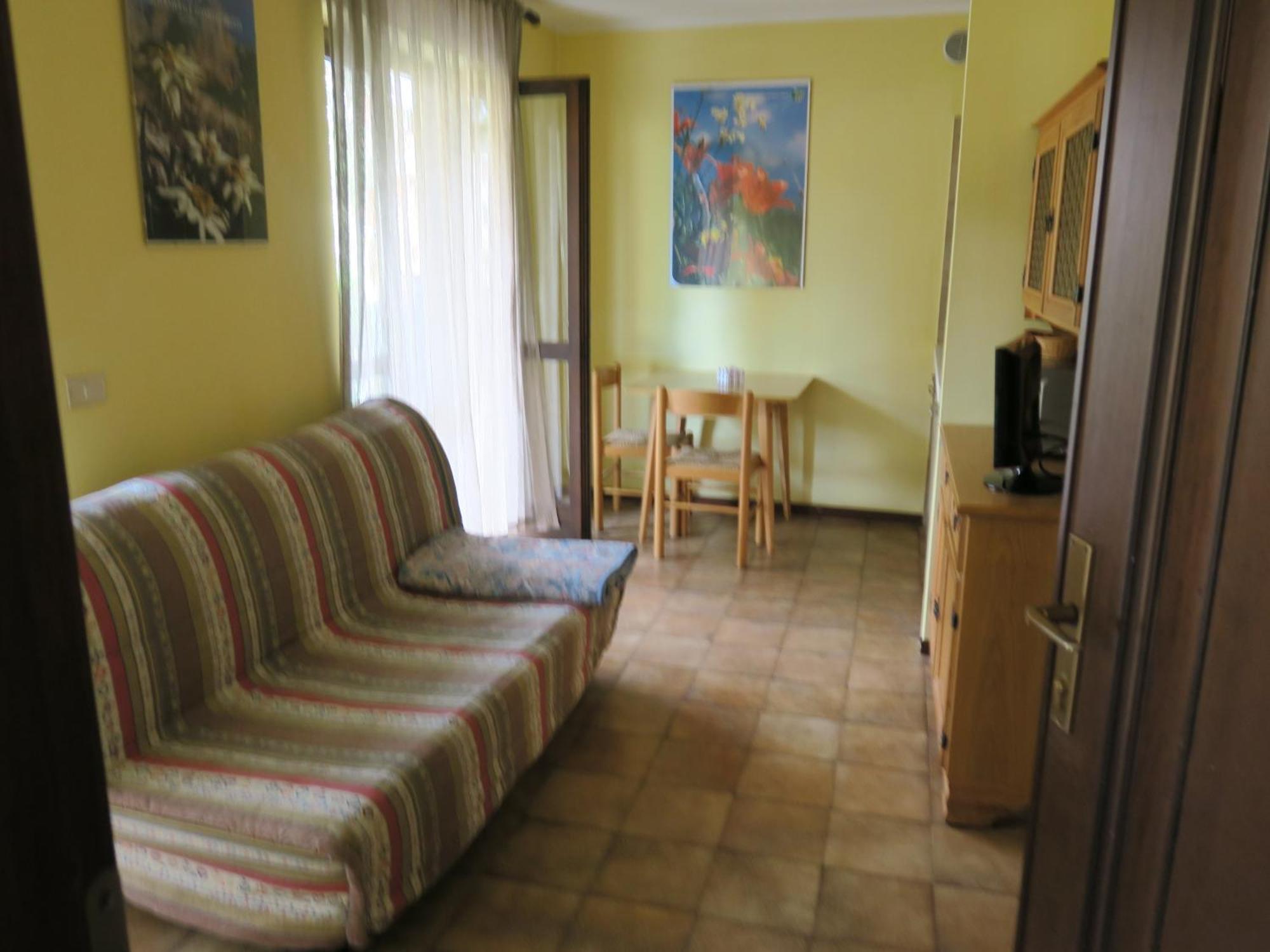 Care Alto Apartment Carisolo Bagian luar foto
