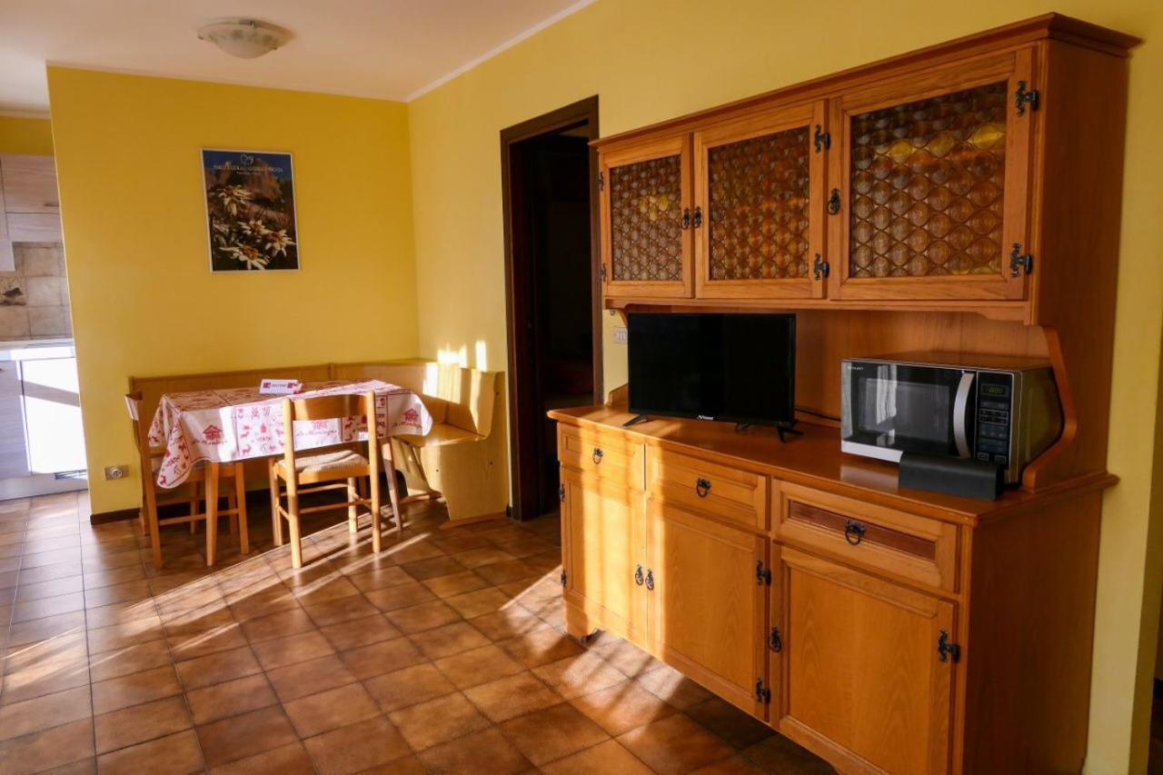 Care Alto Apartment Carisolo Bagian luar foto